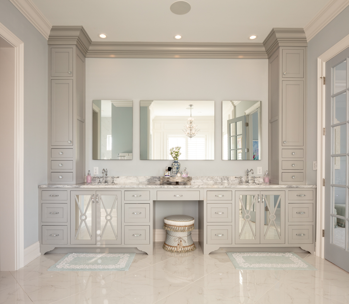 Cool and Calm – Western Custom Cabinetry